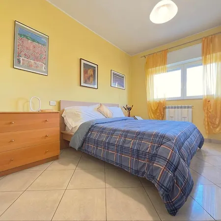 Apartment Homeby, Casa Cartesio Milan