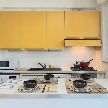 Homeby, Casa Cartesio Apartment Milan