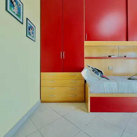 Homeby, Casa Cartesio Apartment Milan